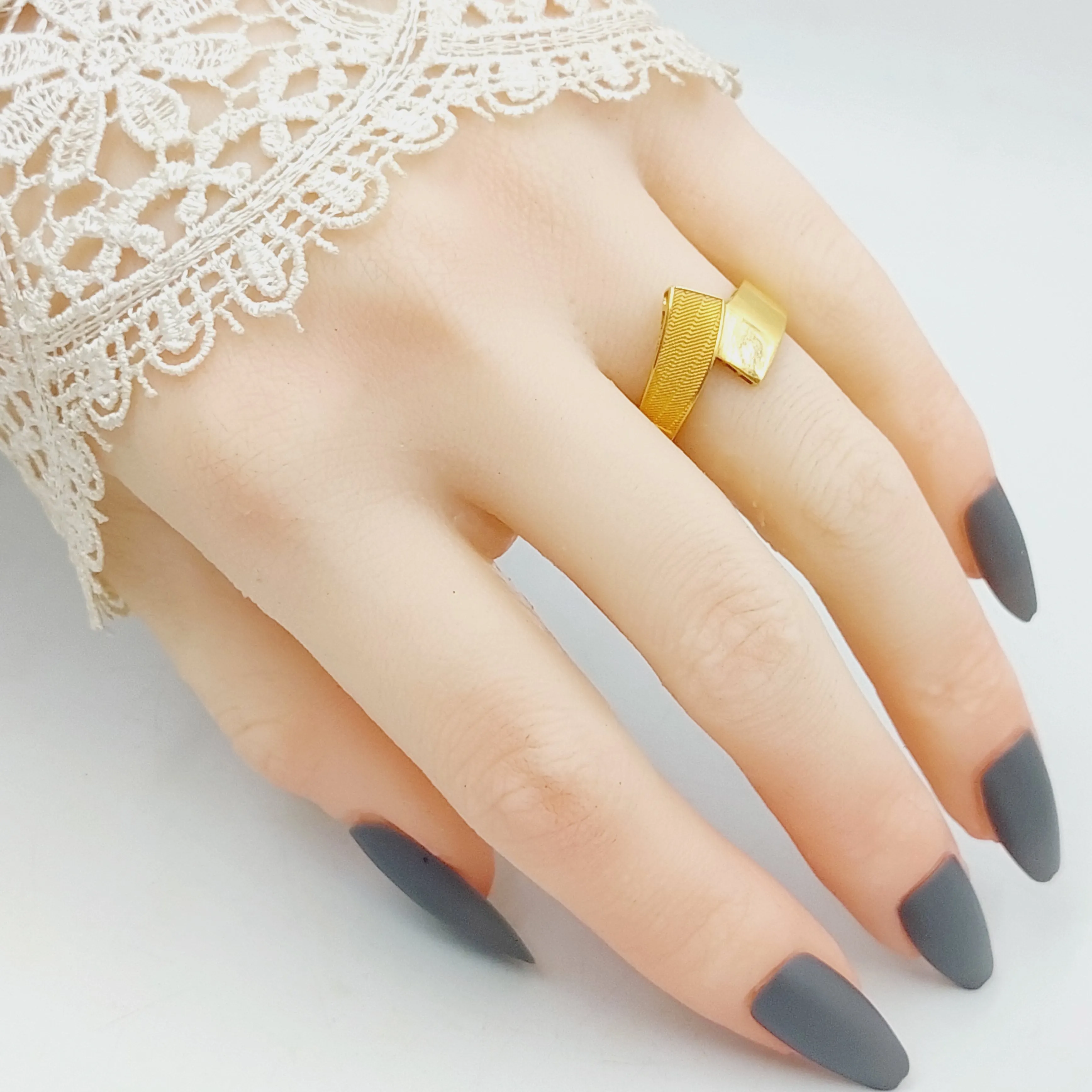 Antiqued Belt Ring