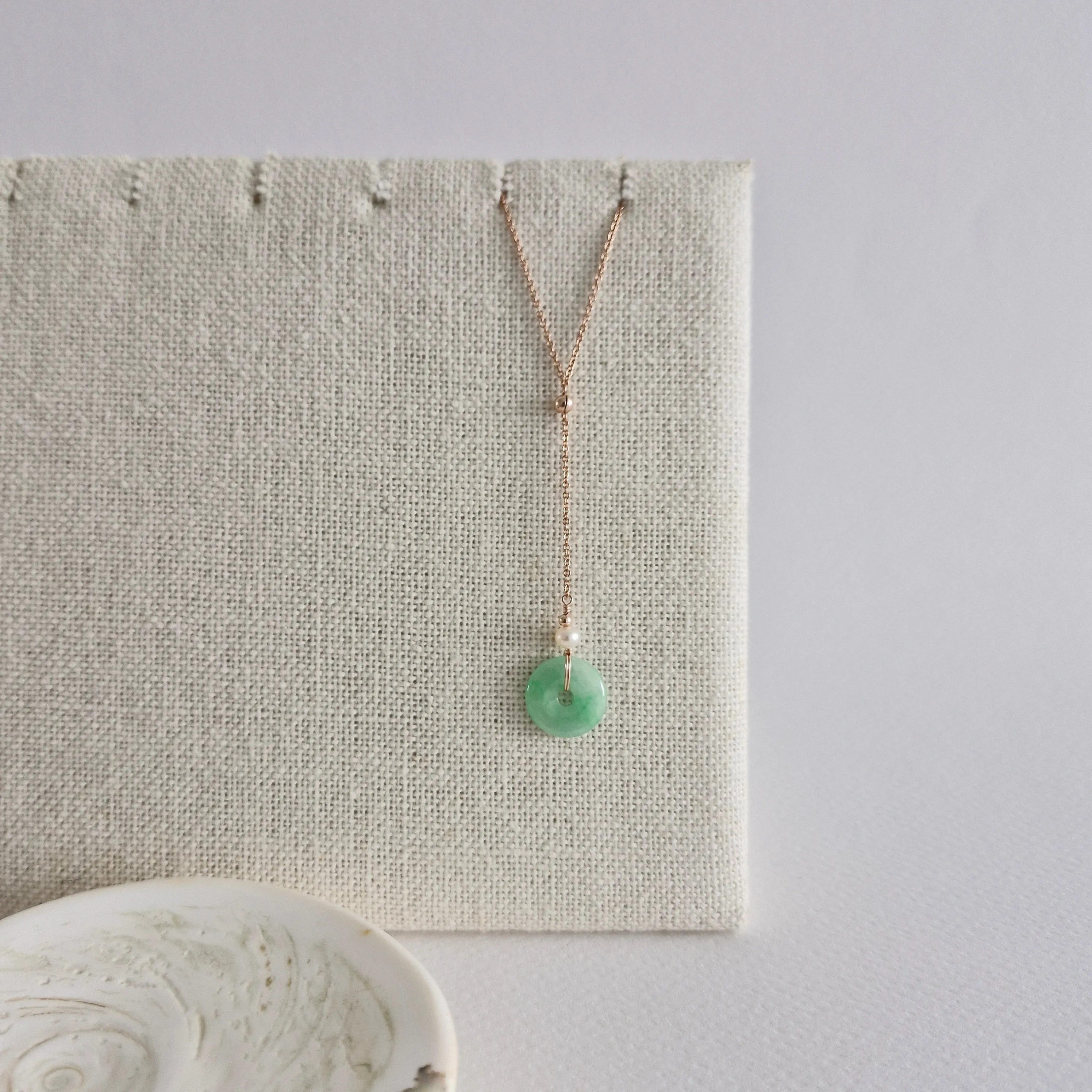 Edith Y-Necklace w/Freshwater Pearl | 12.5mm x 2mm Green Jade Donut