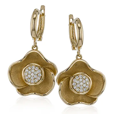 Flower Earring in 18k Gold with Diamonds