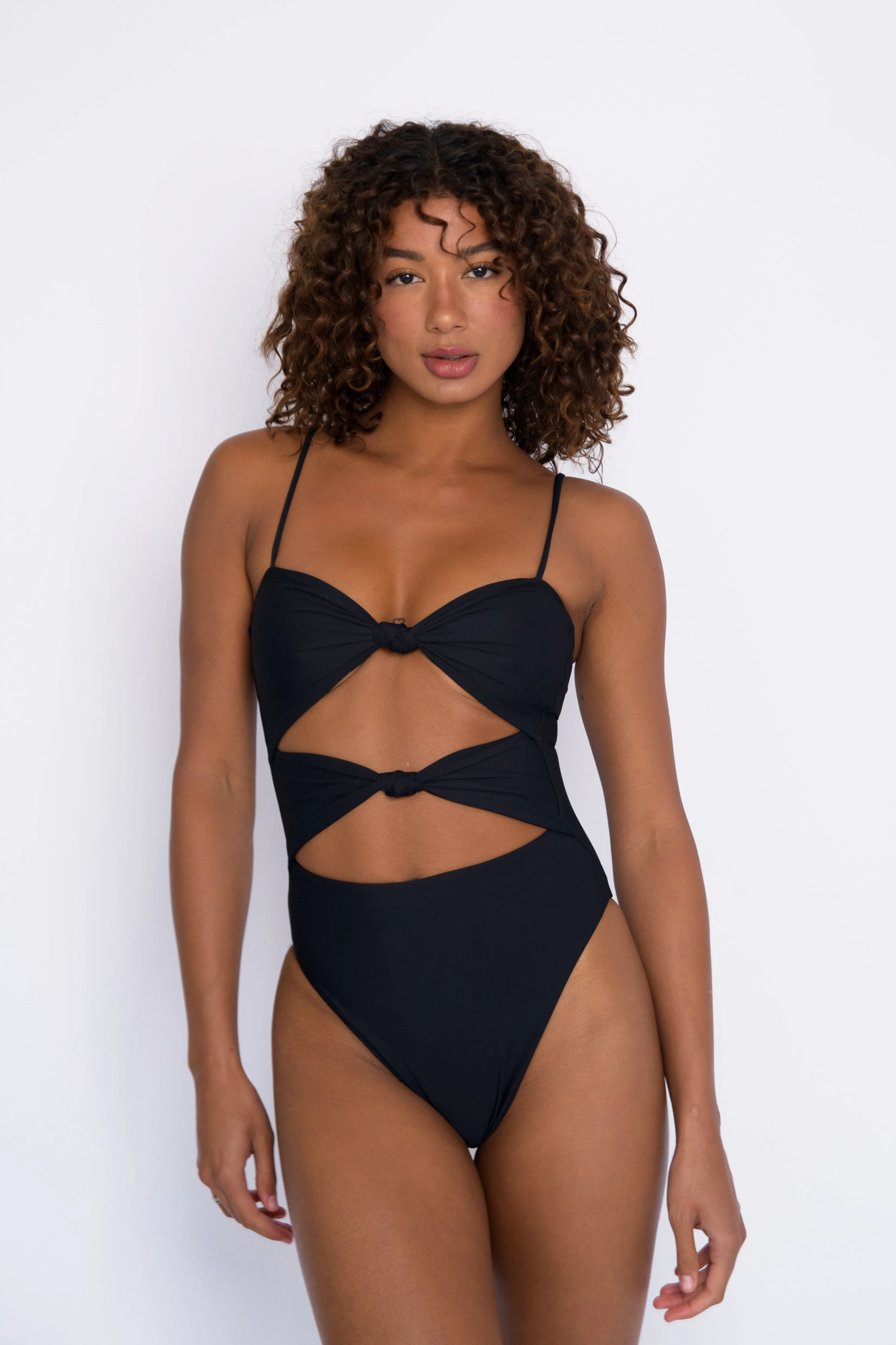 Lisa One Piece - Black