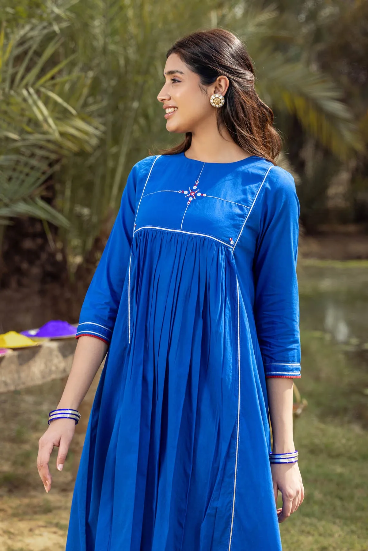 Neela Gulal Kurta